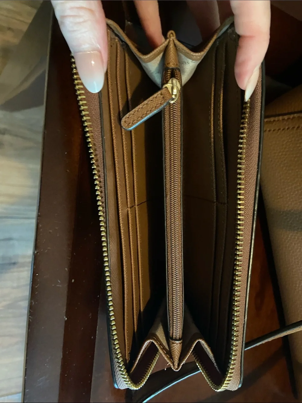 Michael Kors purse and wallet set